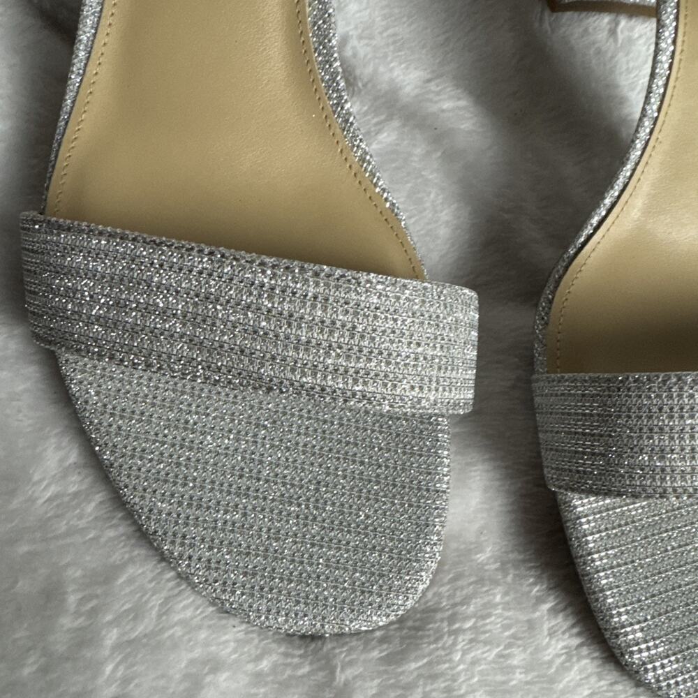 Michael Kors Serena Flex Sandal Silver Glitter Strappy Ankle Women's Size 11 NIB - Picture 3 of 8
